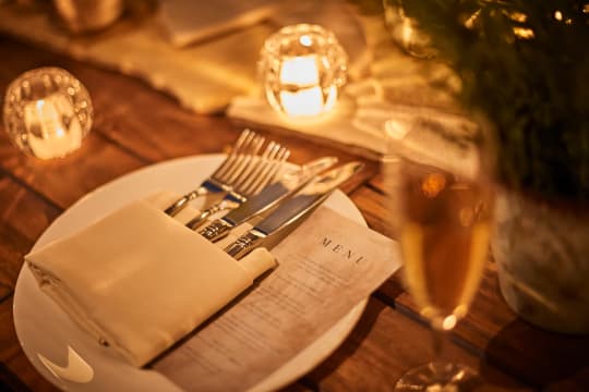 THE MEETS MARINA TERRACE テーブルコーディネート 画像