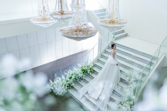 カノビアーノ福岡 大階段新婦画像