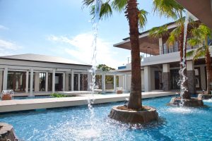 約束は小指から薬指へ プランナーが語る結婚式を挙げる意味 千葉の結婚式場 ザ ミーツ マリーナテラス 千葉みなと 公式