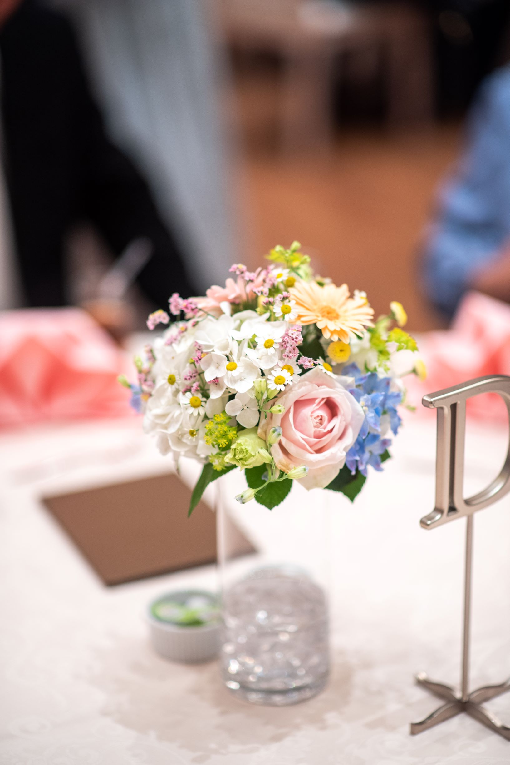 ゲストテーブル装花 鹿児島の結婚式場 グレイスヒル オーシャンテラス 公式
