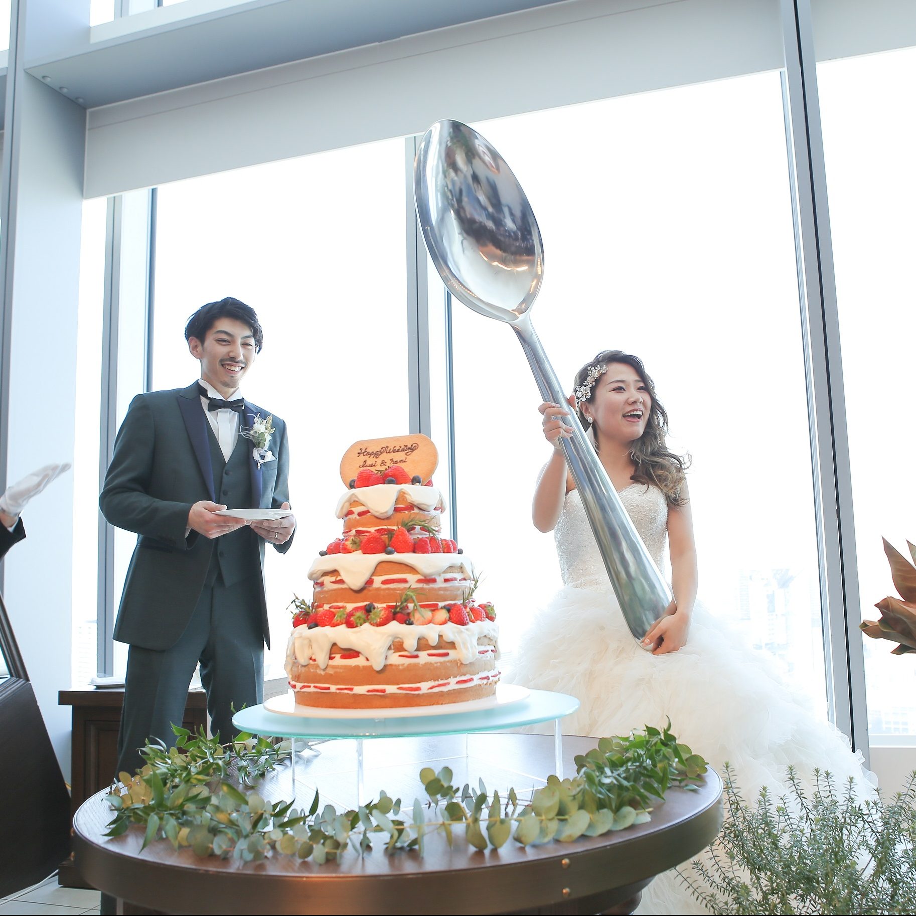 ビッグスプーン ファーストバイト 結婚式 | chicshabu.com
