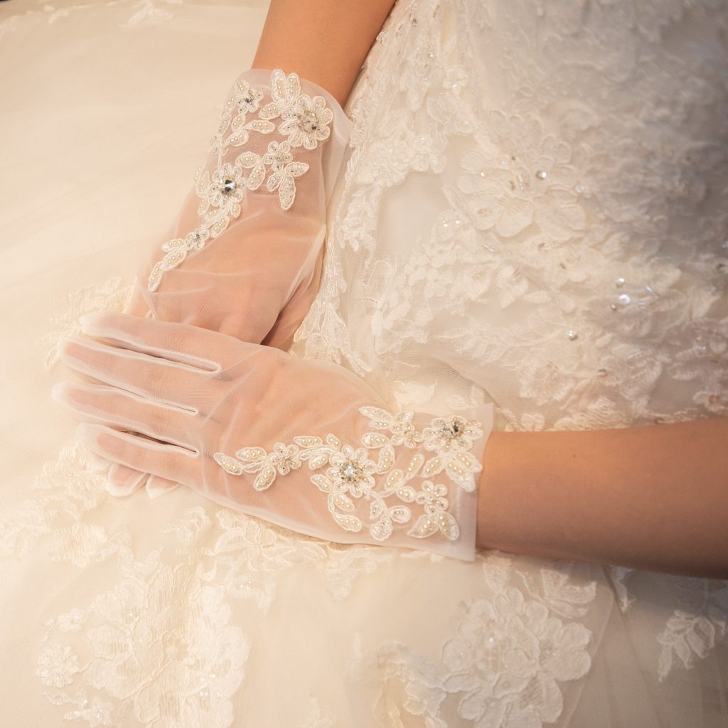 新婦様のグローブの意味 The Baysuite Sakurajima Terrace 鹿児島県鹿児島市の結婚式場 ゲストハウス