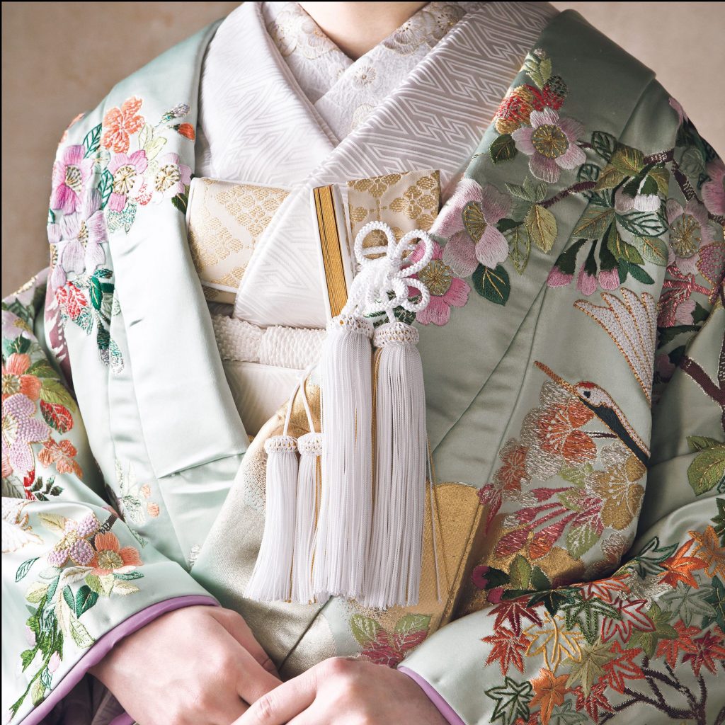 花嫁衣裳刺繍白無垢八重がさね打掛 白無垢 振袖 打掛のご紹介【公式】KOTOWA 京都 中村楼 東山・八坂神社